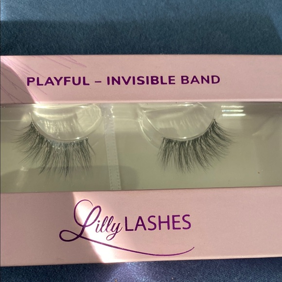Lilly Lashes Luxury Faux Half Lash - Playful Invisible Band - Picture 1 of 3